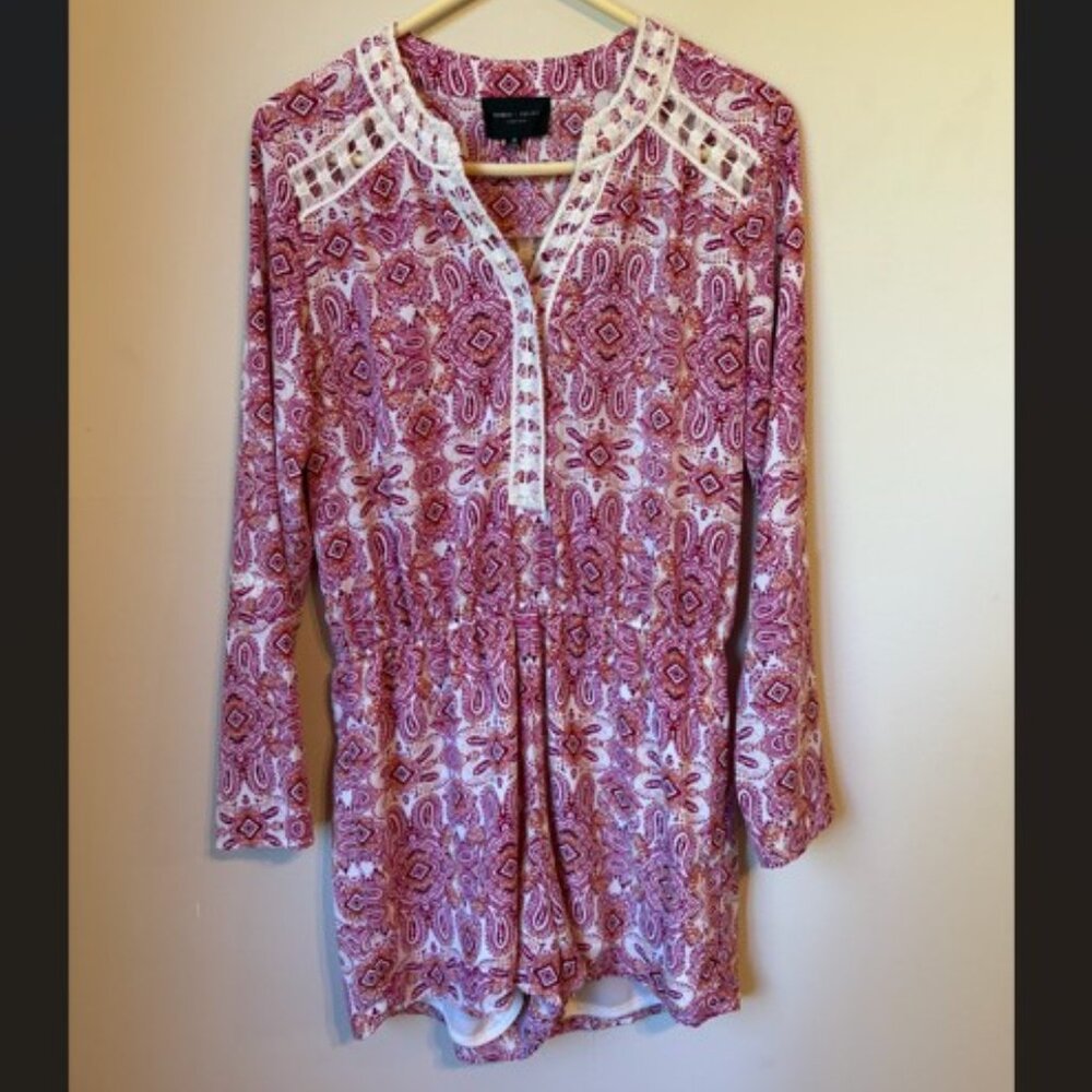 Romeo & Juliet Couture Pink Long Sleeve Romper Women's Size M